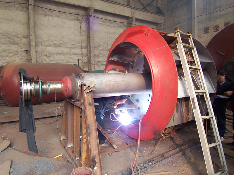 安阳钢铁公司炼铁厂矿槽风机检修